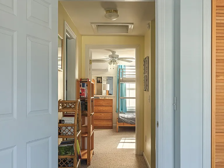 20 Portland Ave — Photo 17