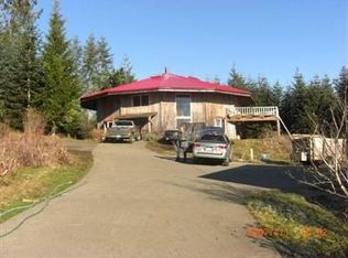 39 Elk Creek Rd, Raymond, WA 98577