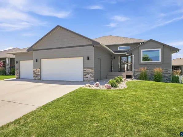 5409 S Solono Ave, Sioux Falls, SD 57108