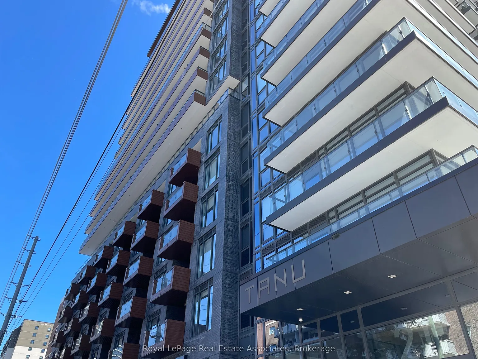 2 bed, $2,700 — Photo 1
