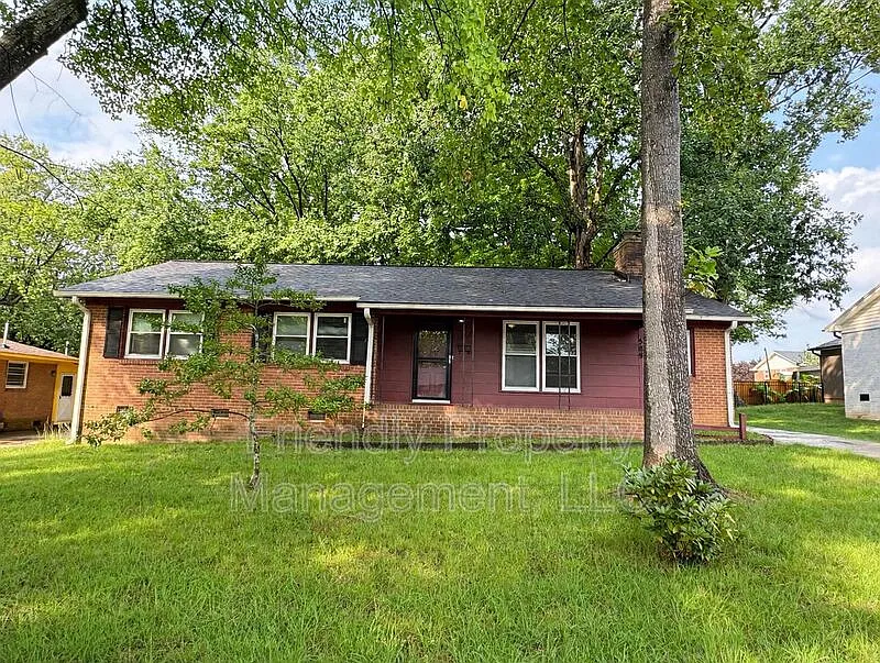 3 bed, 2.0 bath, 1286 sqft, $1,550 — Photo 2