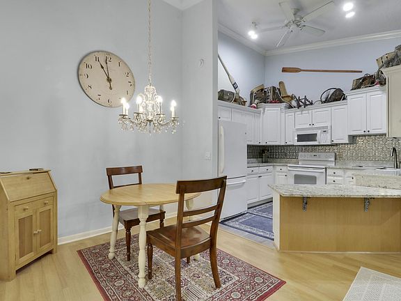 3rd image of 6520 Chasewood Dr APT H