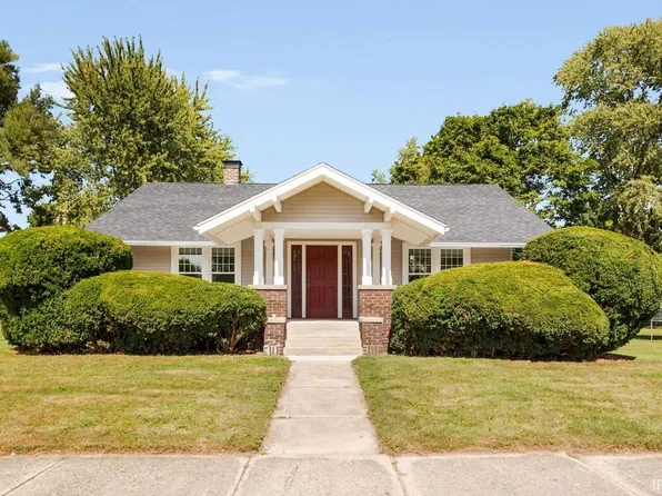 211 W Catherine St, Milford, IN 46542