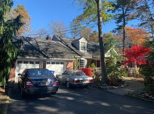 37 Hahiah Trl, Medford Lakes, NJ 08055