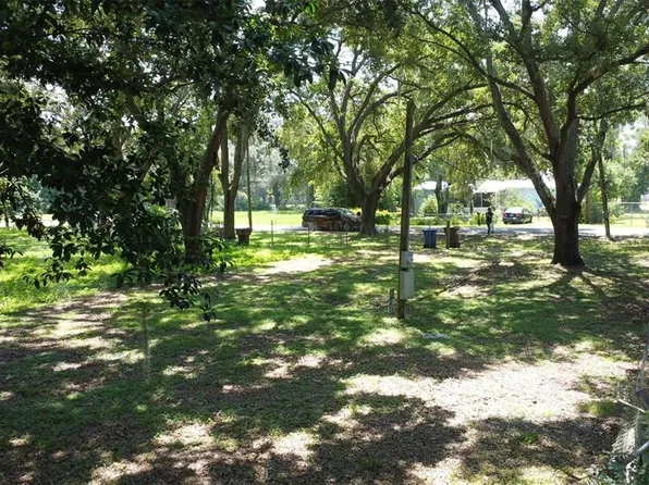 734 1st St #16, Polk City, FL 33868