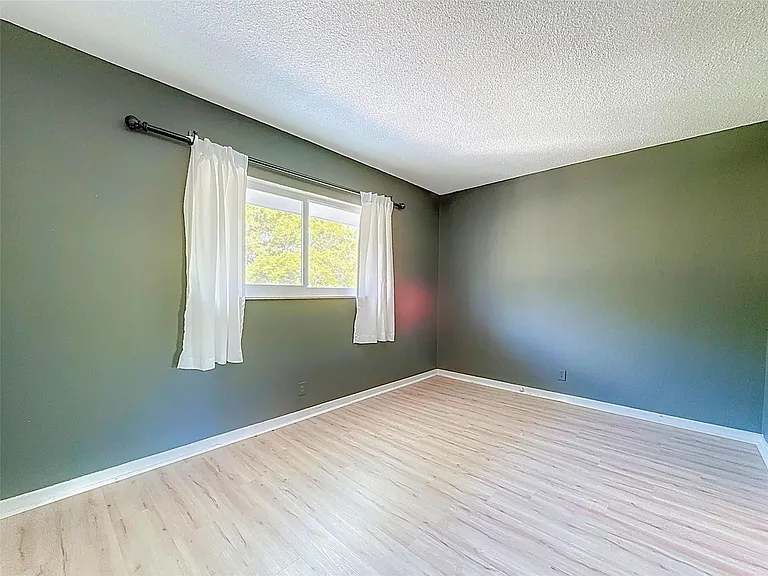 222 N Federal Hwy #219 — Photo 5