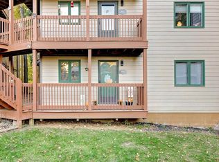 9614 S Lake Ridge Dr, Bloomington, IN 47401