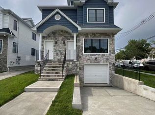 111 Mason Blvd #1, Staten Island, NY 10309