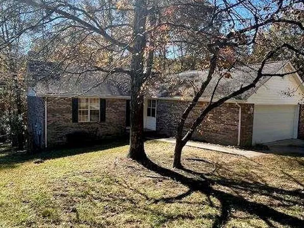 12 Lakemont Dr SE, Silver Creek, GA 30173