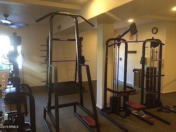 20151223175256871781000000-o