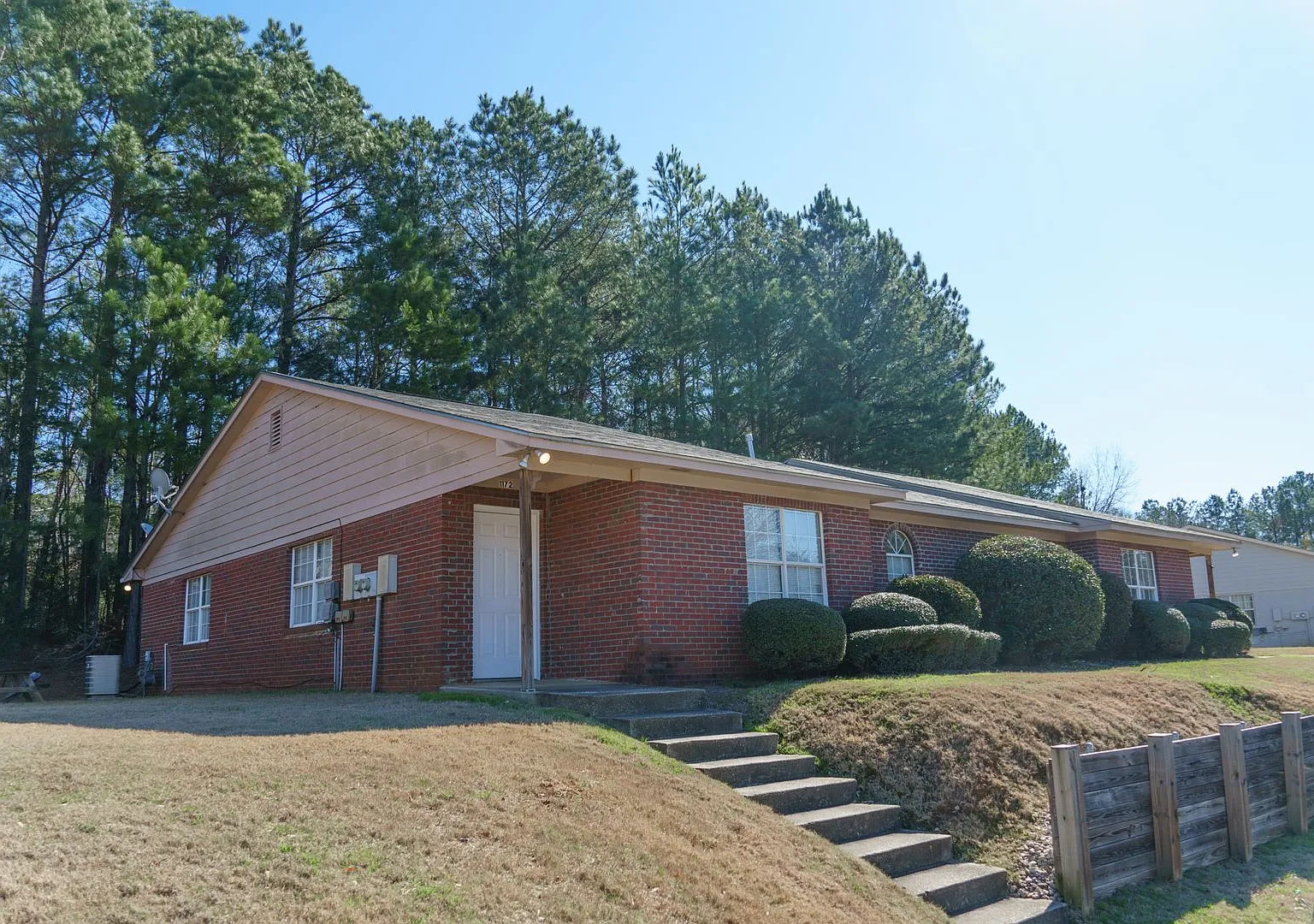 3 Bedroom Duplex Now Available — Photo 1