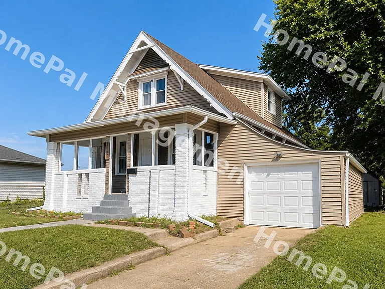 2416 Fowler Ave — Photo 16