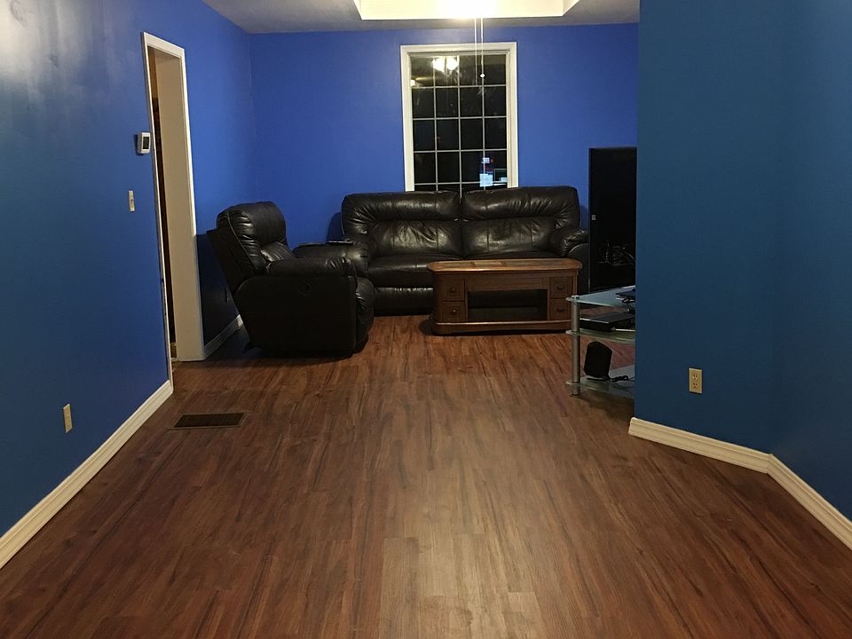 2nd image of 8411 S Short St