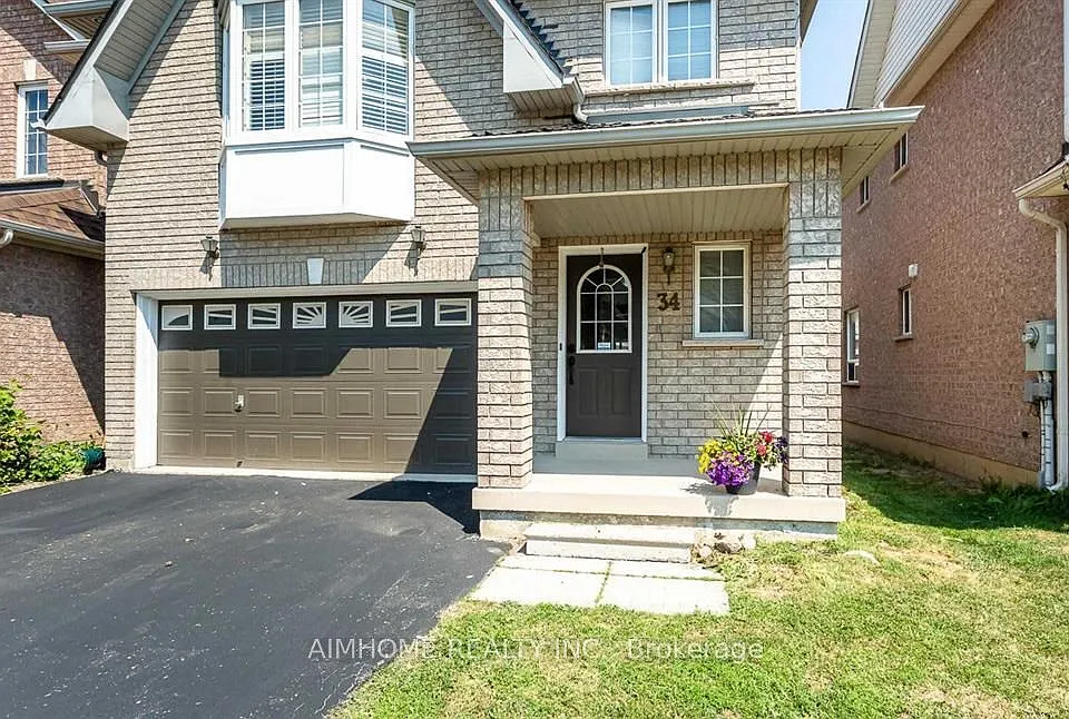 34 Raymond Bartlett Ave