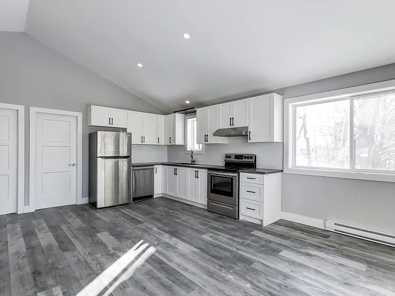 493 Gill St #MF — Photo 9