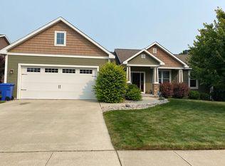 6016 Foxboro Ct, Midland, MI 48640