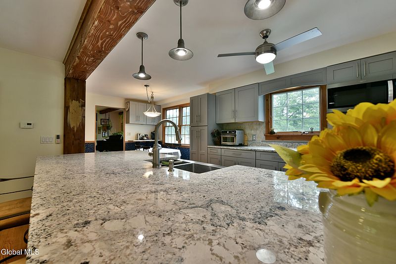 4th image of 63 Edgewood Drive
