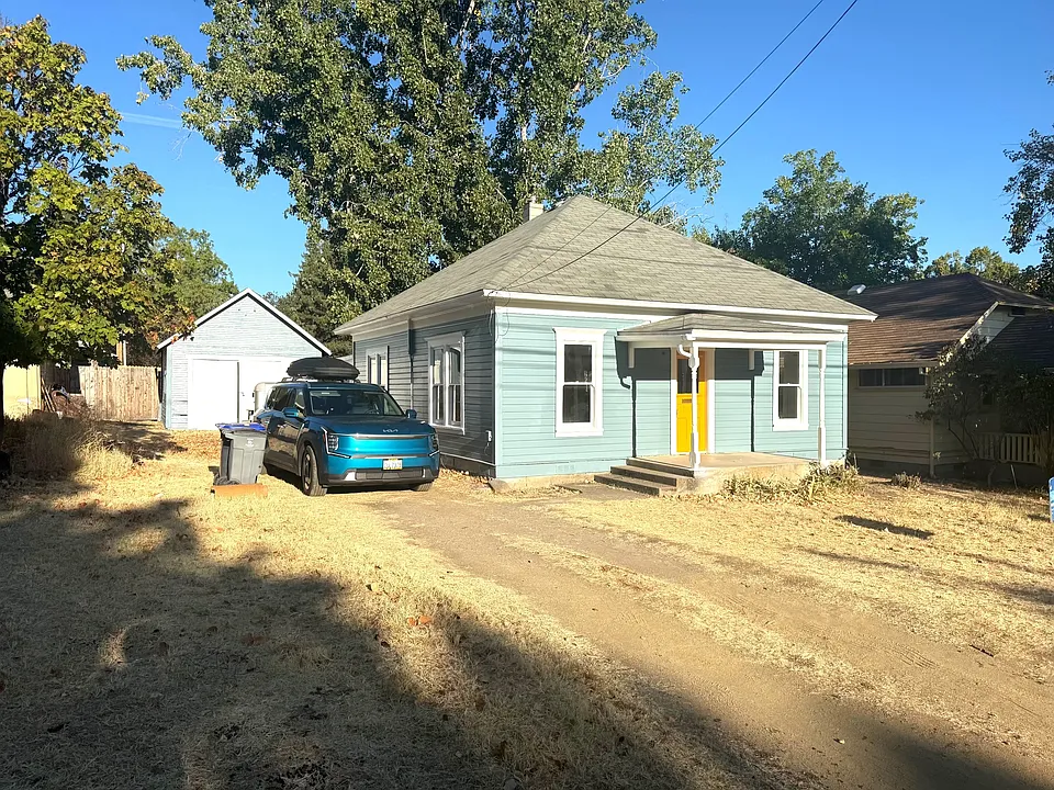 295 Palm Ave
