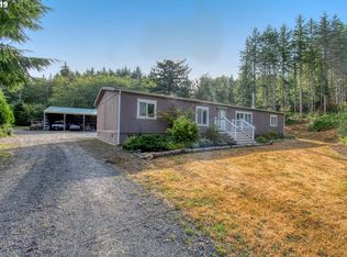 220 Rutherford Ln, Castle Rock, WA 98611