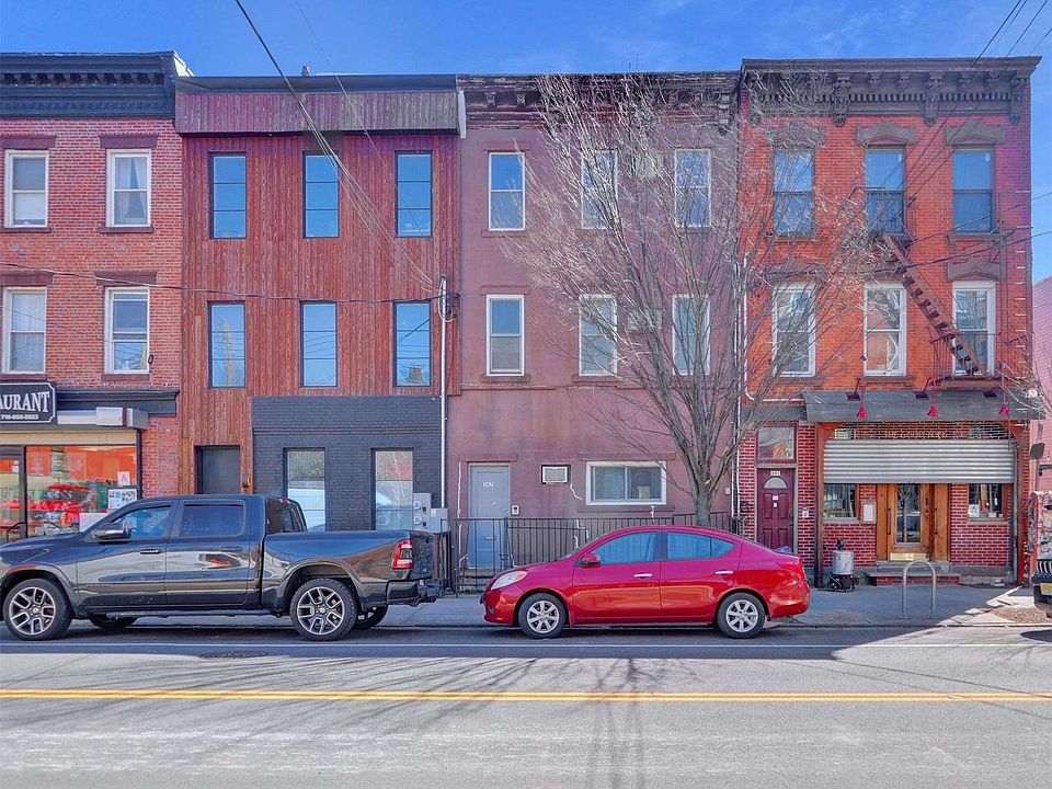 1st image of 387 Van Brunt Street
