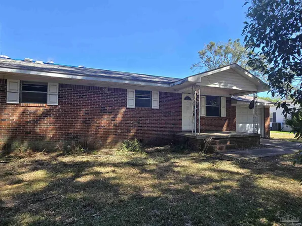 746 Tate Rd, Cantonment, FL 32533