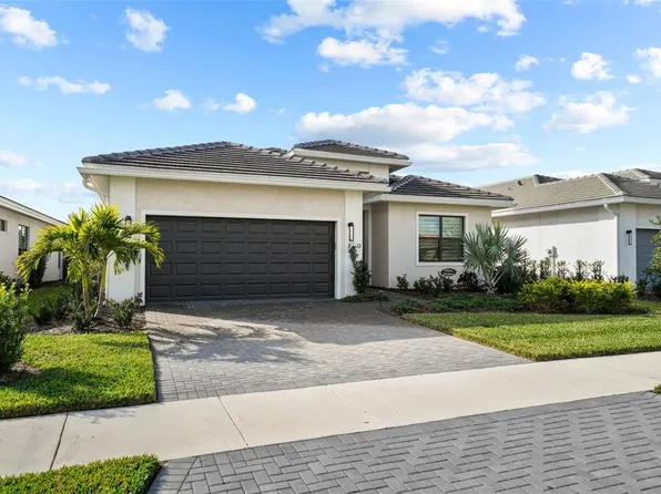 17702 Cresswind Ter, Lakewood Ranch, FL 34211