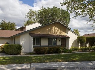 511 Smoketree Gln, Escondido, CA 92026