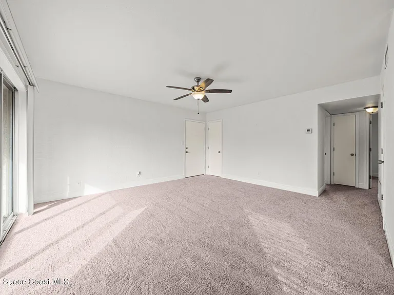 913 S Colonial Ct #C — Photo 8