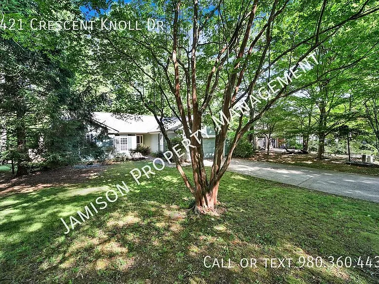 3421 Crescent Knoll Dr — Photo 32