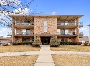 16820 81st Ct APT 1N, Tinley Park, IL 60477