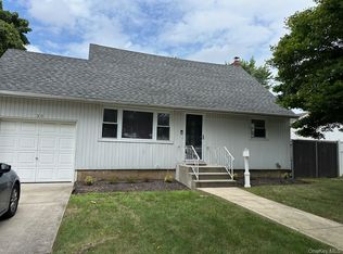 30 Meade Ave FLOOR 1, Bethpage, NY 11714