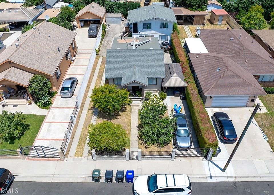 1st image of 3733 Blanche St