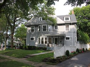 3 Hawthorn St, Rochester, NY 14610
