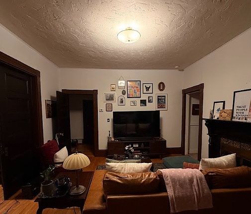 2nd image of 363 Crescent St