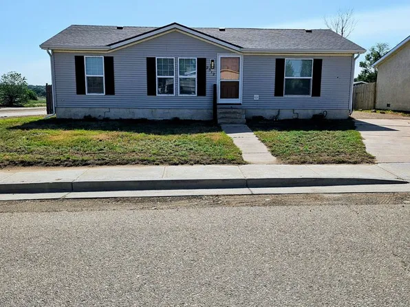 2312 Newport Ave, Pueblo, CO 81003