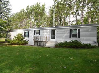W5596 Bend Rd, Princeton, WI 54968