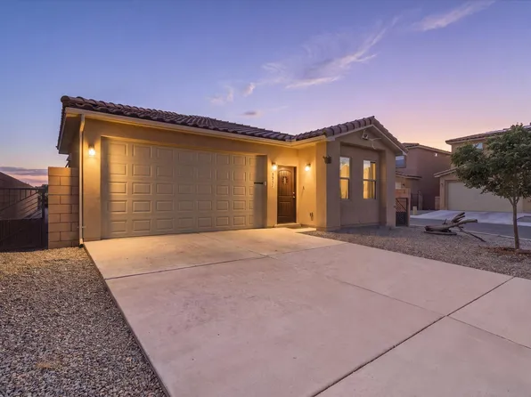 3932 Jaxson Ln, Santa Fe, NM 87507