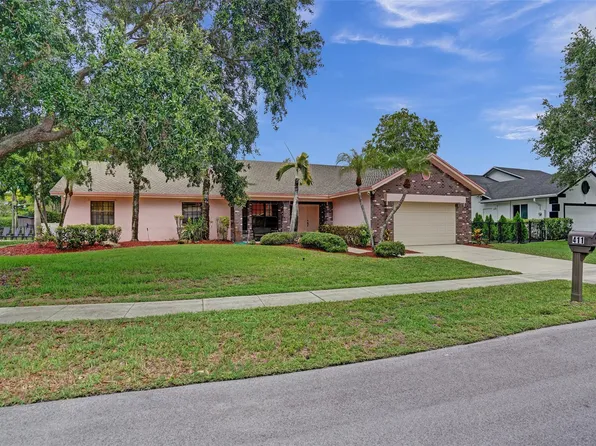 411 NW 197th Avenue, Pembroke Pines, FL 33029