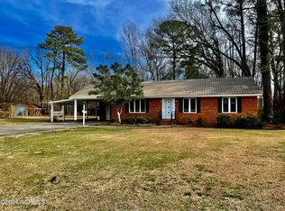 5945 Holly Springs Church Rd, Williamston, NC 27892