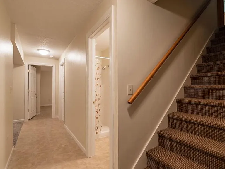 608 N Washington St — Photo 13