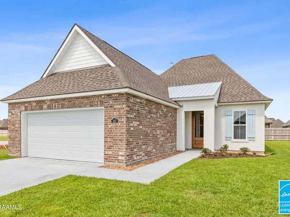 107 Lilian Ln, Maurice, LA 70555