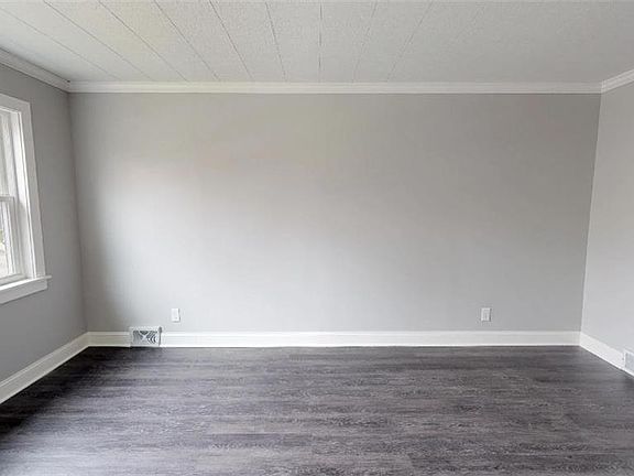 2nd image of 184 Crystal Ave