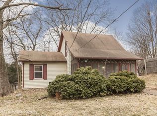 668 38th St, Des Moines, IA 50312