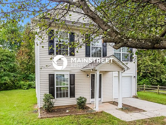 3rd image of 5708 Shining Oak Ln