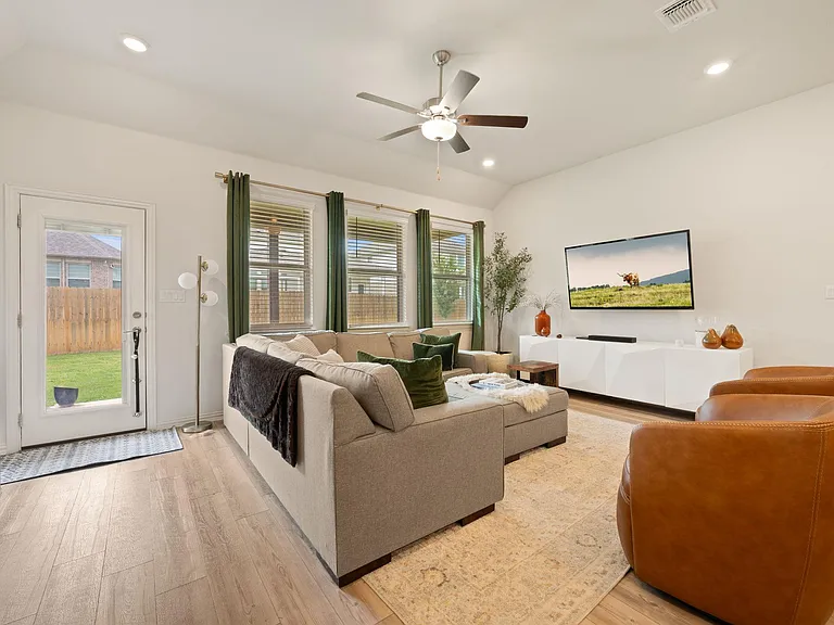 3932 Pine Cone Way — Photo 13