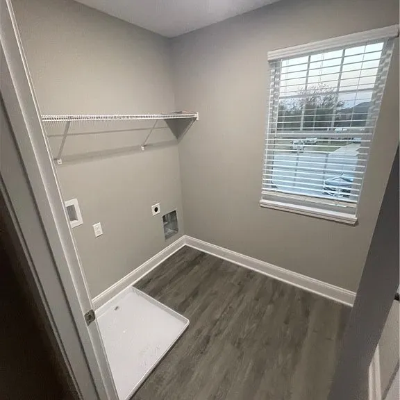 217 Willborough Ave — Photo 13