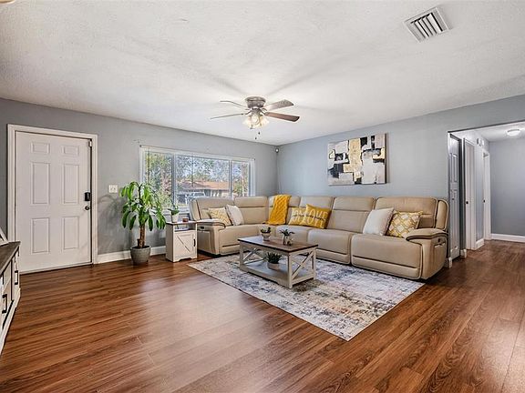 4th image of 18631 San Rio Cir