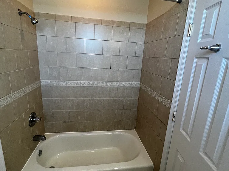 3007 Park Ave #5 — Photo 13