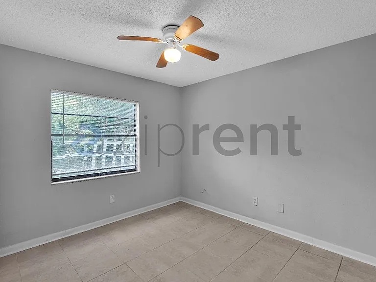 1808 E 143rd Ave #2 — Photo 9