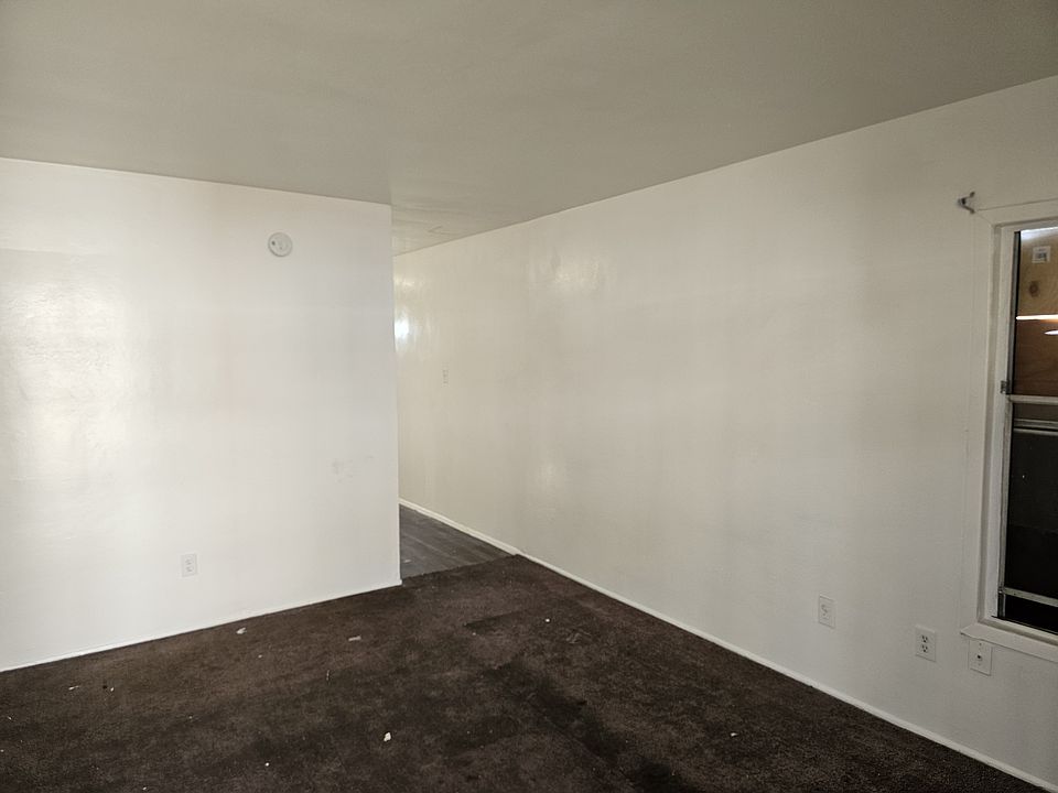 1st image of 915 N G St #915